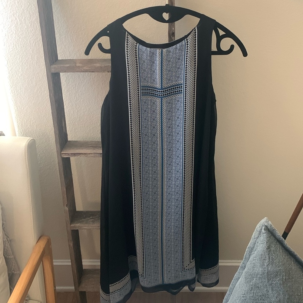 Max Studio Patterned Blue and Black Sleeveless Dress
